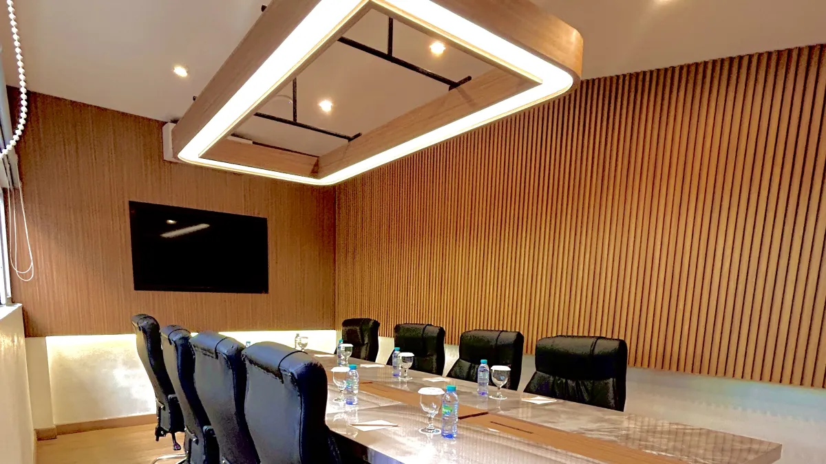 SUKA HATI MEETING ROOM ( HALFDAY MEETING PACKAGE)